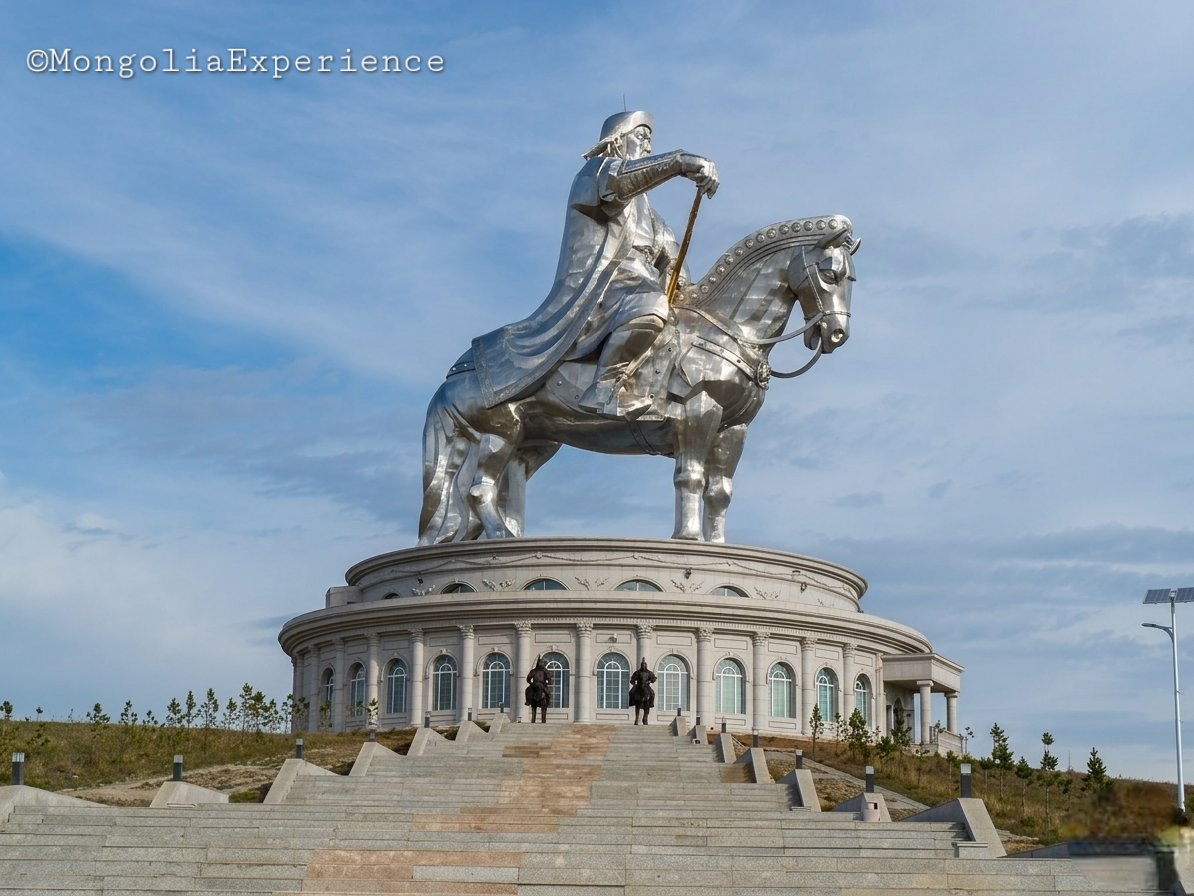 Chinggis Khaan Equestrian Stature